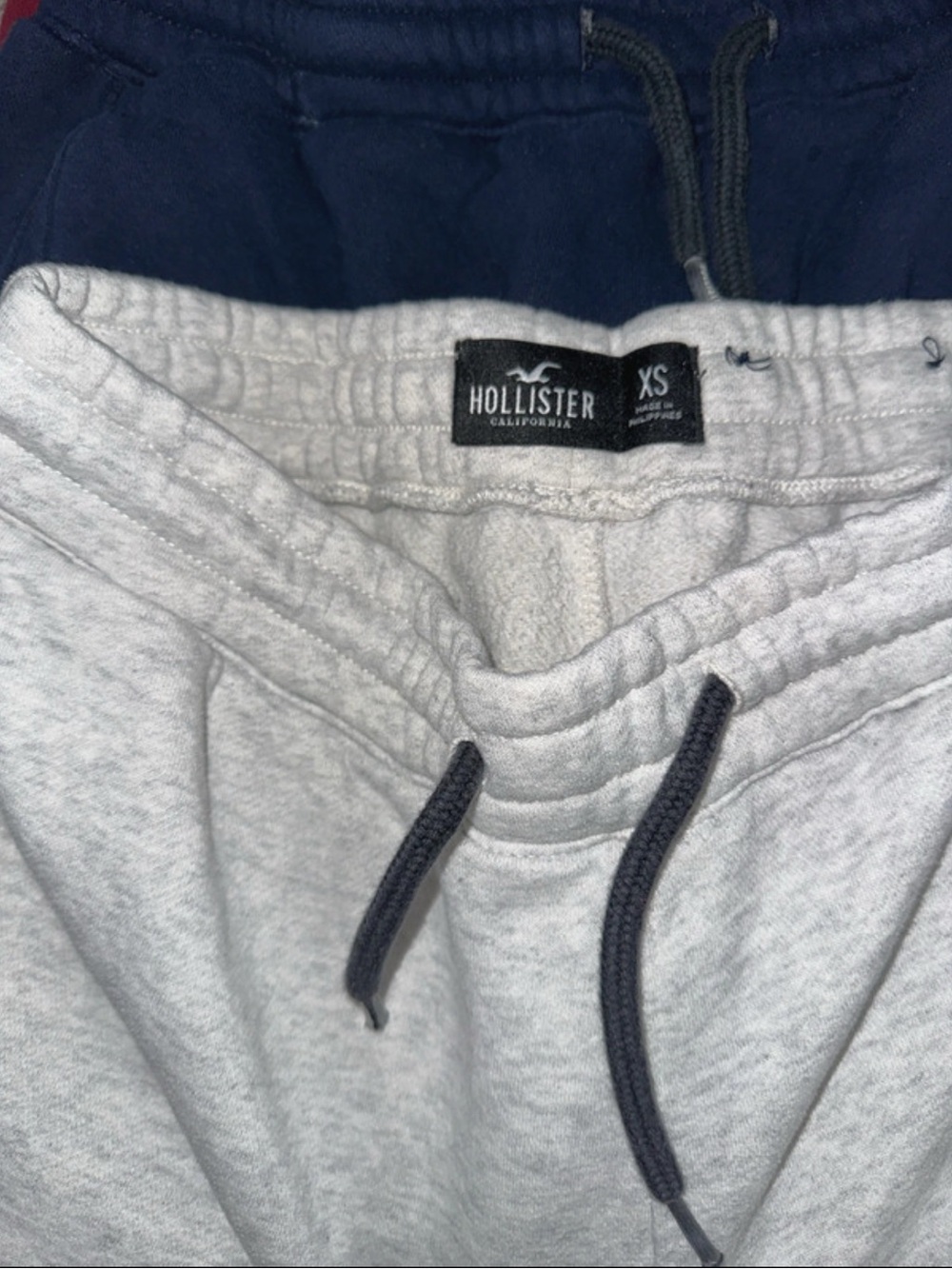 Hollister Sweat Short Bundle Men’s XS, Women’s Medium Burgundy, Navy Gray - Picture 3 of 7